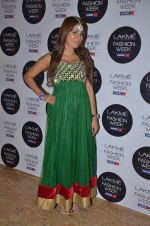 Pooja Misra at Day 4 of lakme fashion week 2012 in Grand Hyatt, Mumbai on 5th March 2012 (133).JPG